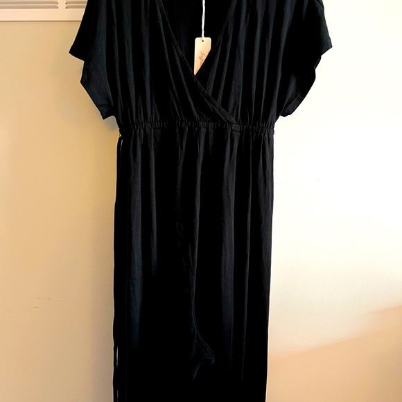 Ingrid and Isabel BNWT black maternity jumper size small - Picture 1 of 2